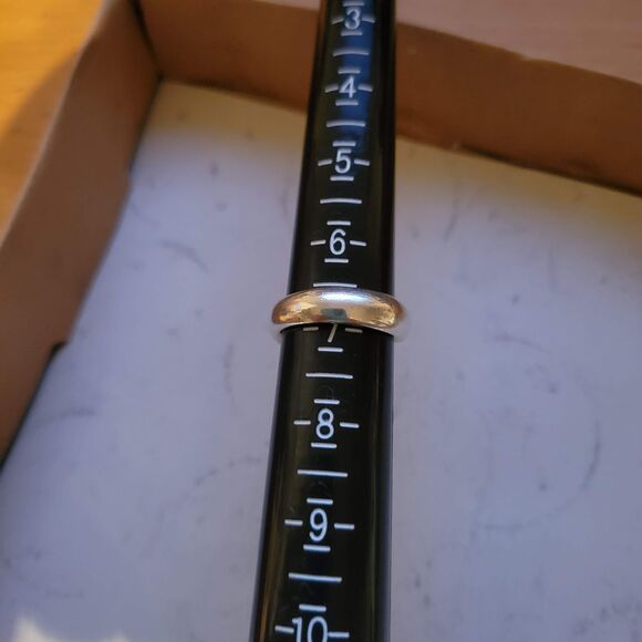 Vintage Tiffany & Co Elsa Peretti Sterling Silver Teardrop Ring~ size 6.5-7 - Picture 6 of 7